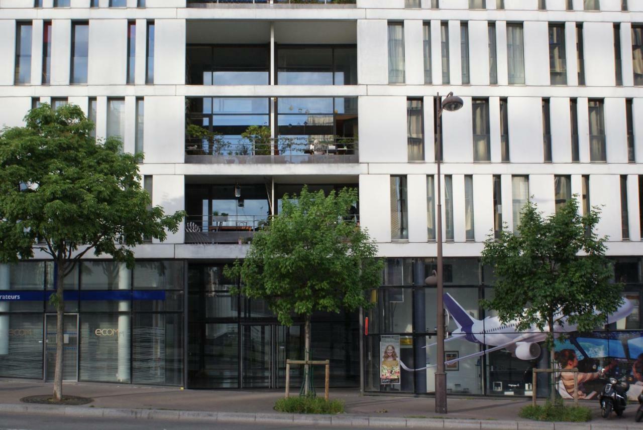 Seine Front Room / Lib. F.Mitterrand Paris Bagian luar foto